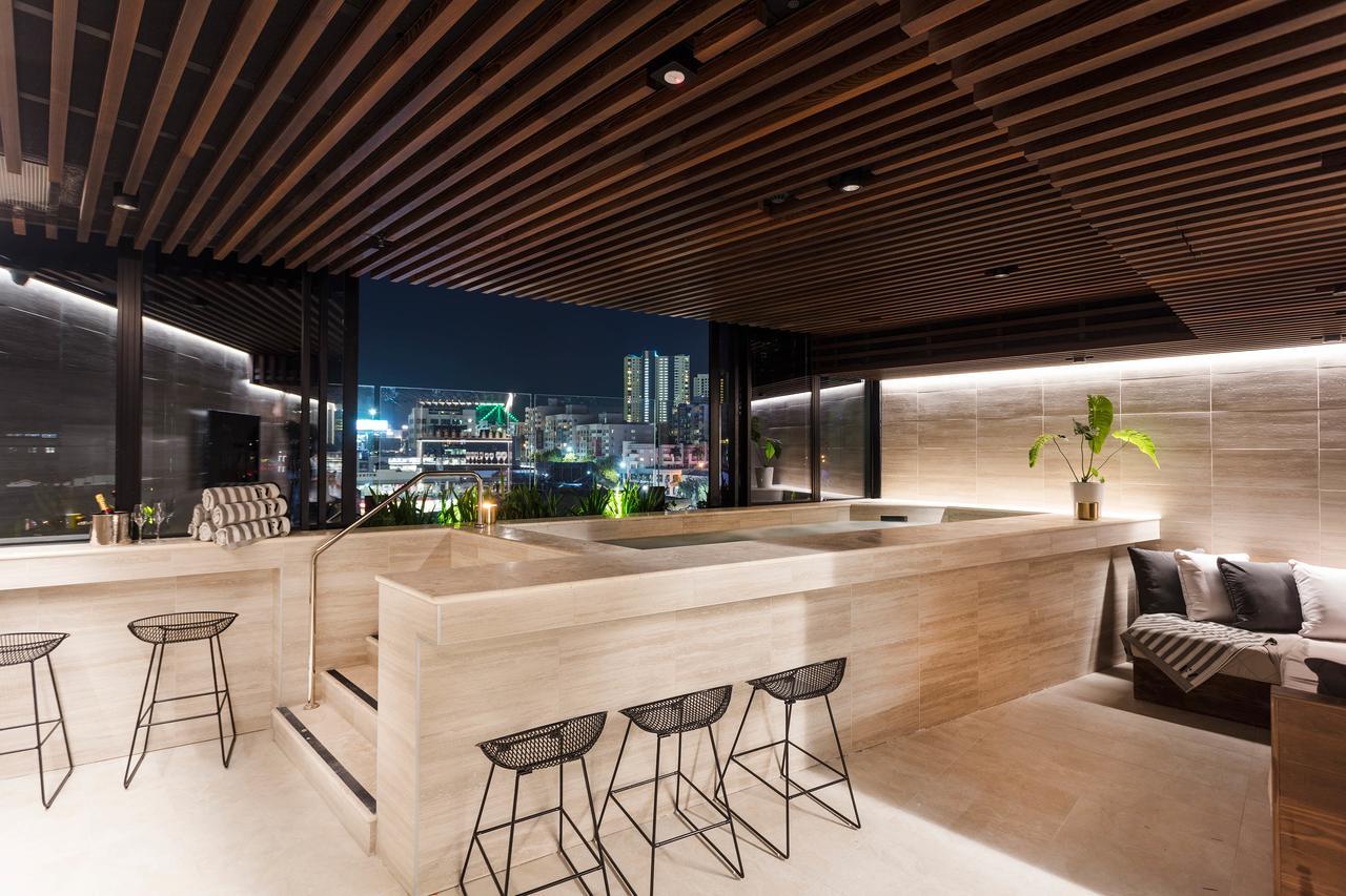 Fv By Peppers Apart otel Brisbane Dış mekan fotoğraf The Sky Bar