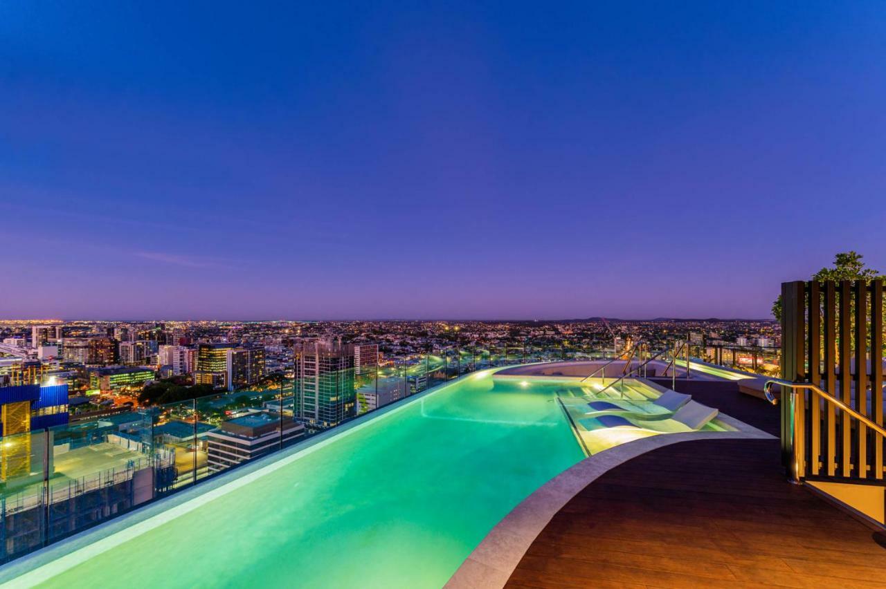 Fv By Peppers Apart otel Brisbane Dış mekan fotoğraf Skyline pool