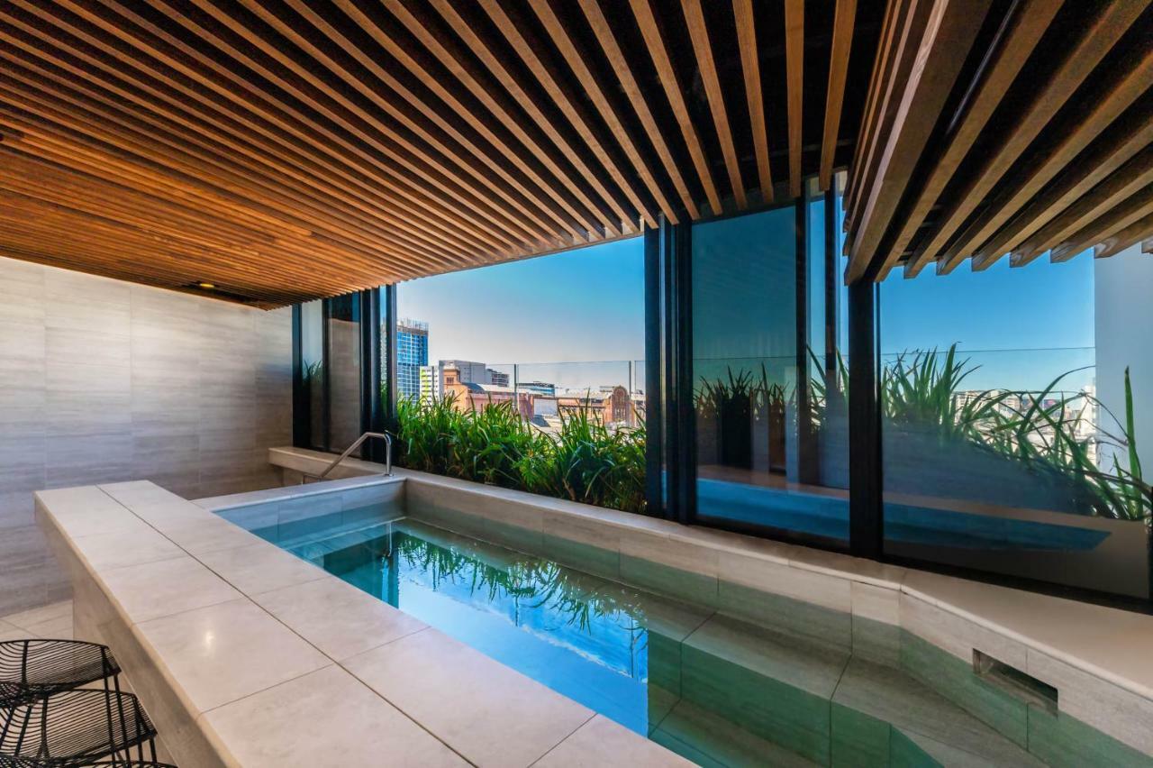 Fv By Peppers Apart otel Brisbane Dış mekan fotoğraf Rooftop pool